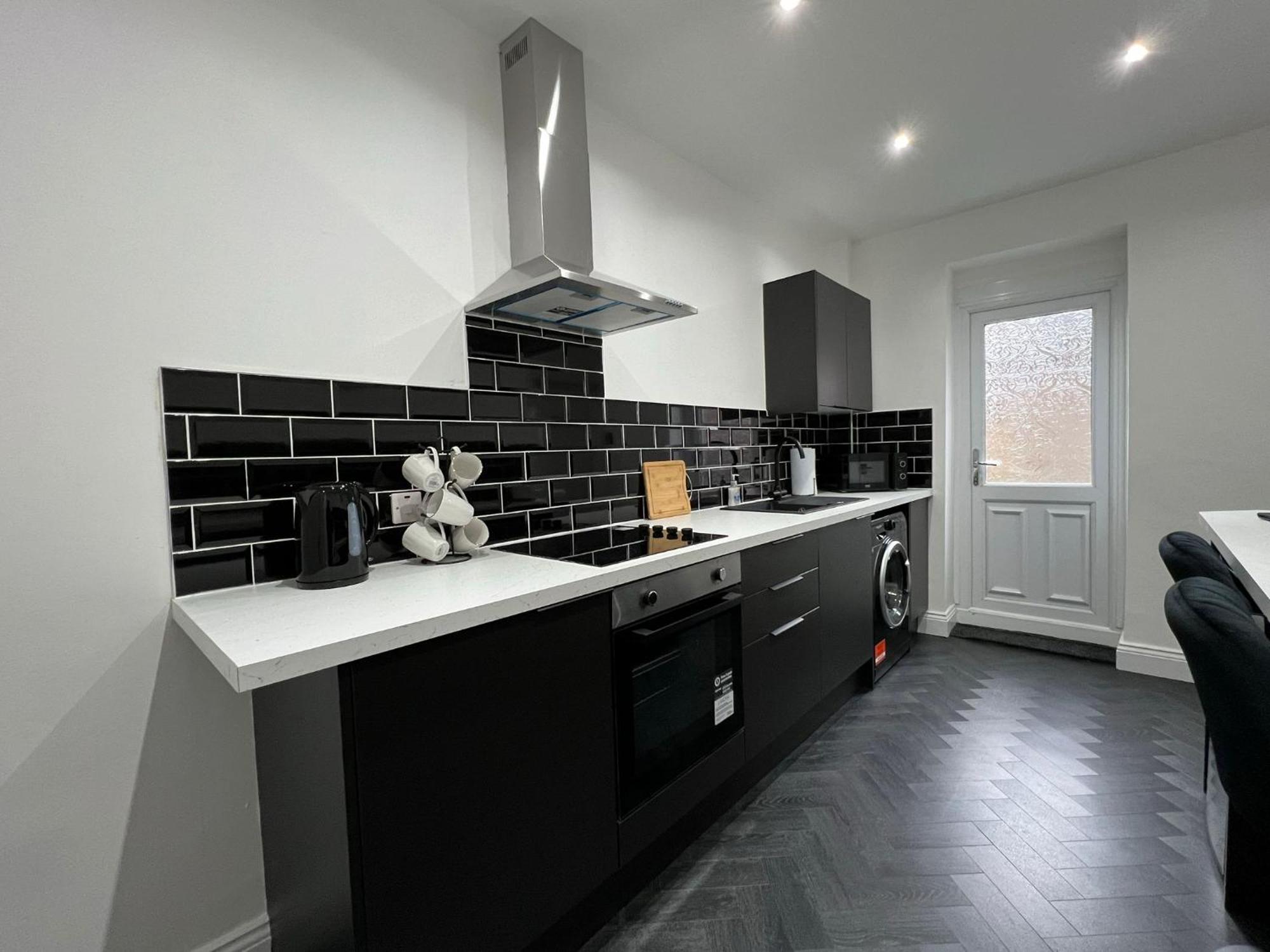 Newly Refurbished 6 Person En-Suite Apartment Tyne & Wear Newcastle Upon Tyne Killingworth 外观 照片